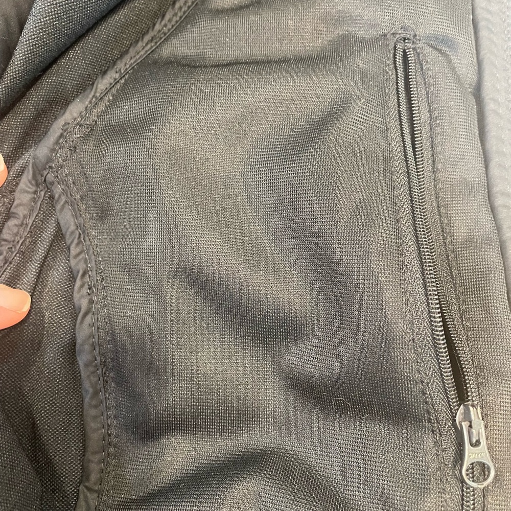 Eddie Bauer Women's Black Goose Down Jacket - Picture 7 of 8